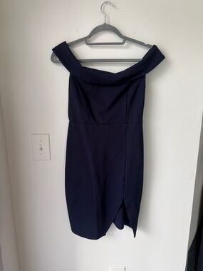 Lulu's One-Shoulder Navy Sheath Dress with Off-Shoulder Fold